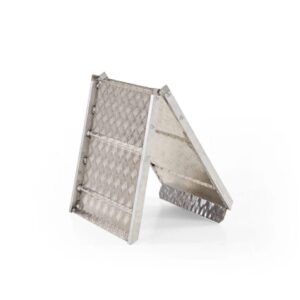 Foldable aluminum ramp